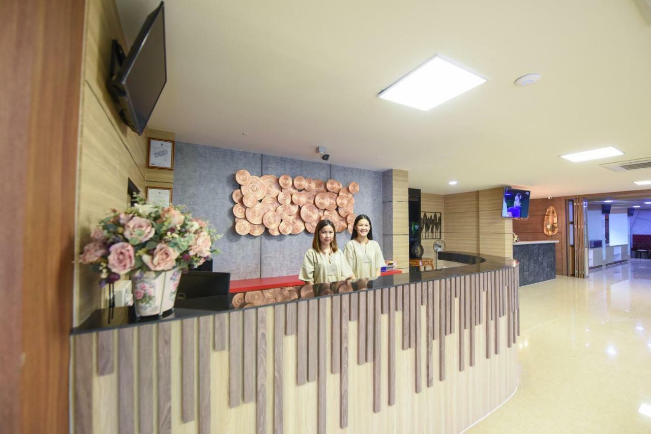 Wish Hotel Ubon Ubon Ratchathani Exterior foto