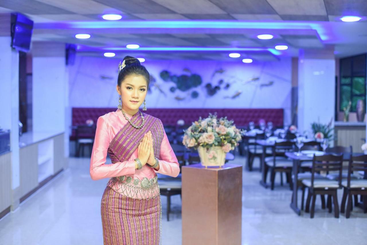Wish Hotel Ubon Ubon Ratchathani Exterior foto